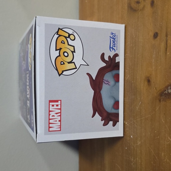 Funko Pop Marvel Zombie Scarlet Witch Figure - Picture 5 of 6